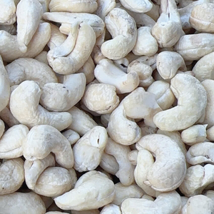 Offre Spéciale : Noix de cajou de qualité supérieure (WW180, WW240, WW320, LP, WS) en vrac, emballage personnalisé disponible - Product Image 1