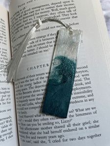 Marcapáginas de Resina Hecho a Mano Personalizado, Marcador de Páginas Creativo con Diseño Artístico, Accesorio de Lectura Duradero para Estudiantes y Lectores - Product Image 4