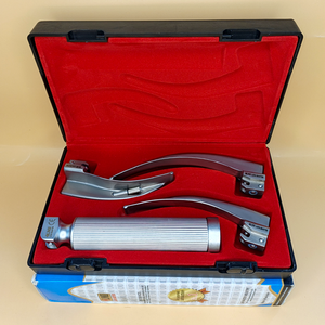 Laringoscopio Convencional Estándar Lapa Macintosh de 3 Hojas (2-3-4) para Adultos, Empaquetado en Blíster, Acero Inoxidable Reutilizable - Product Image 1