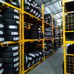 Système de stockage de pneus robuste pour entrepôts, ateliers automobiles et centres de distribution, solution efficace d'organisation des pneus - Product Image 3