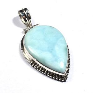 Colgante de Larimar en Forma de Corazón Sukhmani, Plata de Ley 925, Engaste de Bisel, Estilo Vintage, Unisex, para Uso Diario, Tercera Marca - Product Image 1