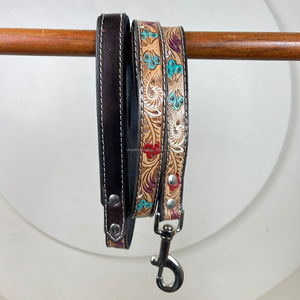 ชุดสายจูงสุนัขและปลอกคอหนังวัว3ชิ้นสำหรับฝึกสุนัขเดินกลางคืนดีไซน์หรูหรา - Product Image 3