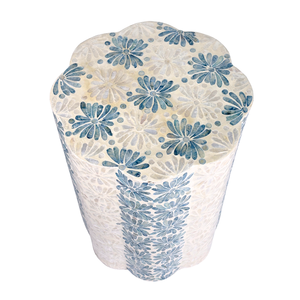 Table d'appoint en MDF faite à la main motif floral bleu blanc capiz incrustation tabouret avec bord festonné pour la décoration intérieure hôtel style intérieur - Product Image 3