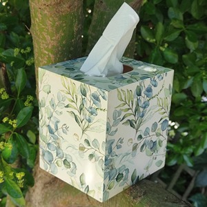 Boîte à mouchoirs à imprimé floral, design eucalyptus blanc, support décoratif autoportant - Product Image 2