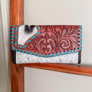 Offre Spéciale à la main usiné sculpture portefeuille pochette élégant en cuir véritable peau de vache fourrure portefeuille Multi utilisations Western cuir portefeuilles - Product Image 4