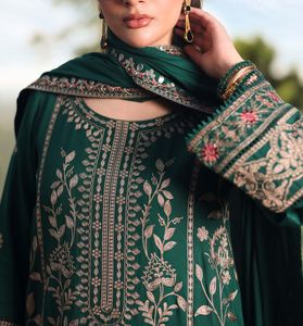 Vestidos de fiesta personalizados para mujer, atractivos trajes Shalwar Kameez de estilo indio, vestido bordado de tela Lawn y dupatta de gasa. - Product Image 3