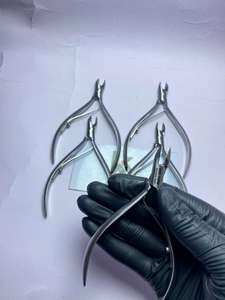 เครื่องมือตัดหนังกำพร้าและเล็บสแตนเลสอย่างดี แบบขายส่ง OEM รับทำโลโก้ ปลายแหลมคม ใบมีดตรง สำหรับเล็บหนา - Product Image 2