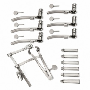 Juego de Retractores Caspar Micro de Calidad Premium para Discectomía Lumbar, Retractores de Acero Inoxidable Alemán para Cirugía Espinal, Certificación CE ISO - Product Image 1