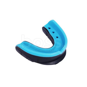 Protège-dents de boxe de qualité supérieure avec un ajustement confortable et un design absorbant les chocs pour l'entraînement et les sports de compétition - Product Image 2