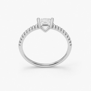 Anillo de compromiso con diamante de corte triangular en oro blanco con engaste de puntas, joyería fina clásica para mujer - Product Image 6