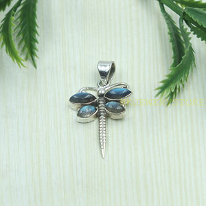 Pendentif Libellule en Labradorite Naturelle, Argent Sterling 925, Fait Main, Bijou Bohème en Forme d'Aile d'Insecte, Cadeau pour Femme, Charme Artisanal - Product Image 2