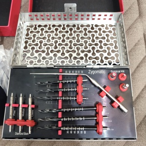 Kit de Implantes Quirúrgicos Zigomáticos Dentales BBI-368 de Bone Bridge Instruments, Manual, Acero Inoxidable Reutilizable, Certificado CE Clase I, Negro - Product Image 1