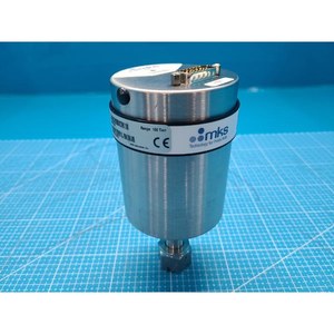 Manomètre capacitif absolu chauffé MKS Baratron 627B12TBC1B – Pièces d'équipement semi-conducteur d'occasion - Product Image 2