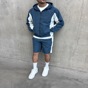 Conjunto de Chaqueta Cortavientos y Pantalones Cortos Unisex Personalizados de Verano, Antibacterianos, Holgados, con Estampado Reflectante 3M, de Nailon Negro - Product Image 3