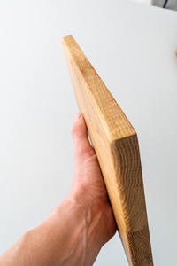 Planche à découper en bois massif rectangulaire avec poignée, bois naturel durable, épaisseur 1,5 cm, passe au lave-vaisselle, planche à découper de cuisine - Product Image 4