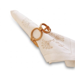 Anillos de Servilleta con Flor de Lirio Dorada, Hebillas Metálicas Esmaltadas con Pedrería para Banquetes de Boda, Fiestas de Navidad y Decoración de Mesa - Product Image 5