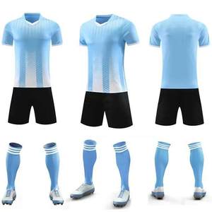 Ensemble d'uniformes de football sublimés pour hommes, maillot à col en V à manches courtes, dégradé noir et blanc, polyester respirant, vêtements de football - Product Image 2