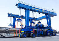 Grue mobile de levage de bateaux 90 tonnes 60 tonnes avec moteur et propulseur à vendre