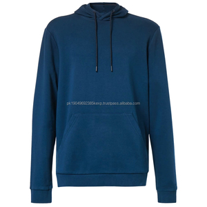 Sudaderas con capucha para hombre de algodón de textura suave que ofrecen un estilo moderno y esencial mientras mantienen las llaves seguras en atuendos informales. - Product Image 5