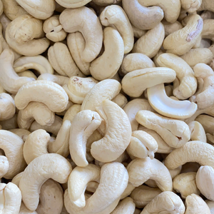 Free Sample Cashew W320 Cashew <b>Nuts</b> Ready To Ship Santigo - Product Image 1