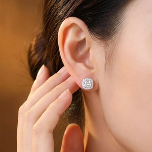 Boucles d'oreilles clous en argent sterling 925 avec halo de diamants ronds brillants, élégantes, pour mariages, fêtes et usage quotidien, fournisseur en gros - Product Image 5