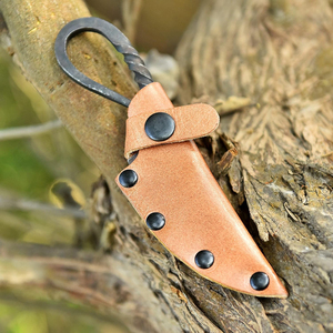 Cuchillo Medieval de Alta Calidad, Hoja de Acero Hecha a Mano con Acabado Clásico Forjado, Diseñado para Exhibición Histórica y Aventuras al Aire Libre - Product Image 4