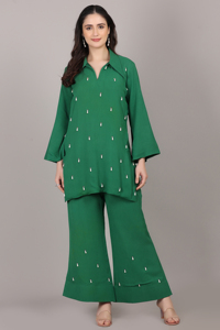 Collection exclusive de tenues pour femmes, ensemble 2 pièces en cordon vert avec perles et décorations en perles, le meilleur choix pour les fêtes - Product Image 4