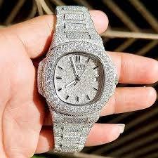 Reloj de Diamantes Moissanite de Diseño Único Estilo Japonés para Hombres y Mujeres de Negocios Disponible a Bajo Precio - Product Image 3