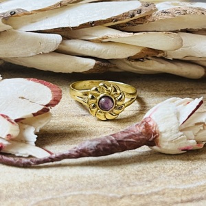 Premium Design Trendy Look Flower Shape <b>Ring</b> Amethyst <b>Statement</b> Dainty <b>Ring</b> Handmade Modern Floral Wholesale <b>Ring</b> For Women - Product Image 1