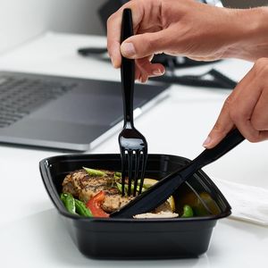 Paquete de 100 Tenedores Desechables de Plástico Negro Resistente, Vajilla y Decoración de Mesa para Fiestas, Eventos y Catering - Product Image 3