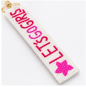Llavero con Correa de Cuentas para Muñeca, Diseño 'Let's Go Girls' con Estrella Rosa, Cierre Hecho a Mano, Estilo Mini, Accesorio Lindo para Niñas - Product Image 5
