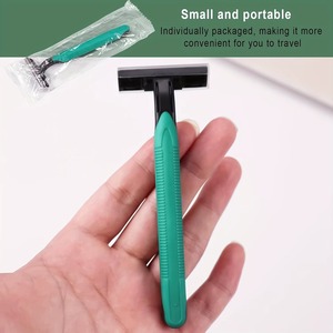 15 rasoirs jetables verts pour hommes, adaptés aux voyages et aux hôtels, rasoirs en plastique vert réutilisables pour l'épilation avec un compartiment transparent - Product Image 3