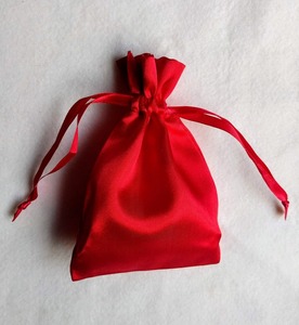 Sac de rangement à fermeture éclair avec logo personnalisé pour bijoux, montres, lunettes de soleil, cosmétiques et solutions d'emballage de produits haut de gamme - Product Image 2