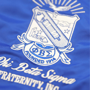 Chaqueta Bomber Azul Rey con Escudo de Letras Griegas Phi Beta Sigma para Hombre, Chaqueta con Cierre, Corte Clásico - Product Image 4