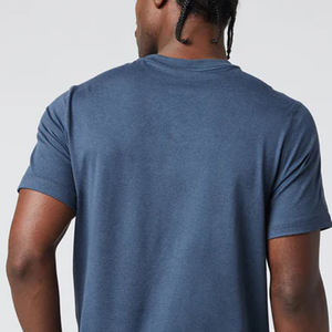 Camiseta Moderna y Elegante para Hombre, Material Cómodo, Diseño de Color Sólido, con Logotipo Personalizable, Ajuste Moderno, para Compradores Mayoristas - Product Image 6