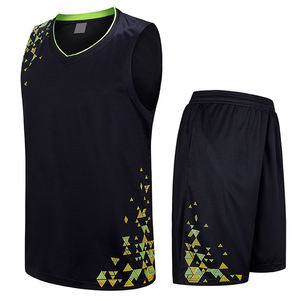 Tenue de sport d'entraînement de basketball pour hommes, ensemble respirant, uniformes de basketball réversibles avec logo personnalisé et faible MOQ - Product Image 6