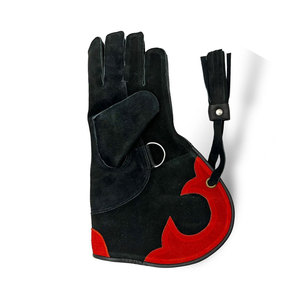 Gant de fauconnerie en cuir noir personnalisé avec motif flamme rouge, taille unique, durable, protection pour la chasse, gants de fauconnerie - Product Image 5