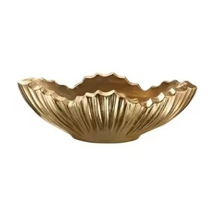 Cuenco de Metal Hecho a Mano Más Vendido, Diseño de Concha Dorada Pulida, Vajilla Decorativa Glamurosa para Regalo - Product Image 1