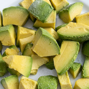Darlac Farms Aguacate Congelado en Rodajas 100% Original IQF de Dak Lak, Vietnam, Empaque al Vacío a Granel de 20 kg, 24 Meses de Vida Útil - Product Image 2