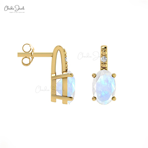 Produits les plus vendus : Boucles d'oreilles ovales 6x4mm en pierre de lune arc-en-ciel avec halo de diamants, en or massif 14 carats, à fermoir poussoir, lots en gros - Product Image 1