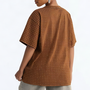 เสื้อยืดผู้หญิงสีน้ำตาลลายจุดขนาดใหญ่ ระบายอากาศได้ดี คอกลม แขนสั้น ผ้าฝ้ายถัก ดีไซน์กระเป๋าเสื้อ สไตล์ผู้ใหญ่ - Product Image 2