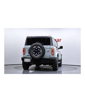 Ford Bronco 2.7 Outer Banks Diciembre 2023 30,114 km Caja de Cambios Automática Asientos de Cuero con Cámara Trasera - Product Image 4