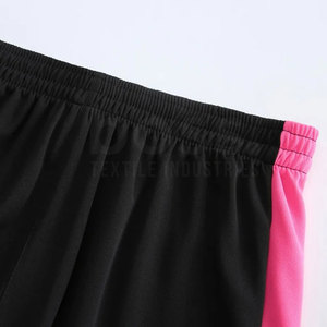 Tenue de football durable avec une construction légère pour une performance d'équipe longue durée - Product Image 5
