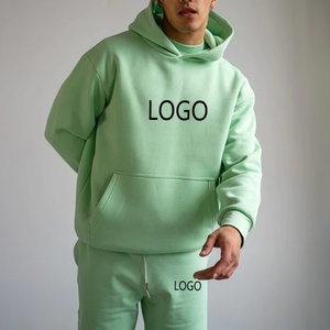 Ensemble de survêtement unisexe personnalisé de haute qualité pour l'hiver, avec sweat à capuche et short de jogging en polaire, idéal pour l'entraînement et le streetwear - Product Image 6