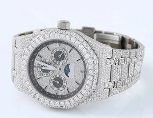 Montre-bracelet de luxe pour femme avec diamants, éclat élégant, idéale pour les célébrations de mariage, disponible à la vente – Exportateur indien - Product Image 5