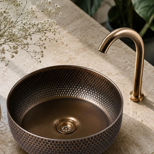 Lavabo de cobre martillado a mano, lavabo de baño de cobre hecho a mano, lavabo decorativo rústico de lujo para el hogar moderno y hoteles. - Product Image 2