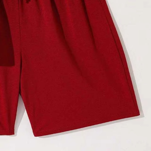 Conjunto de camiseta y pantalones cortos para hombre en rojo y gris con diseño geométrico de paneles, atuendo informal de verano, transpirable, de algodón, dos piezas, OEM - Product Image 4
