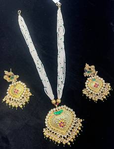 TISHYA DIAMOND Ethnic Copper Alloy Flower Shape Gold Plated Bridal Necklace Earring <b>Set</b> Imitation <b>Pearl</b> Women's Wedding <b>Jewelry</b> - Product Image 3