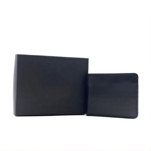 Portefeuille classique pour homme en cuir, fin, avec porte-cartes de crédit et fenêtre d'identification, élégant, minimaliste, de qualité supérieure, en cuir véritable texturé, avec poche pour billets - Product Image 3