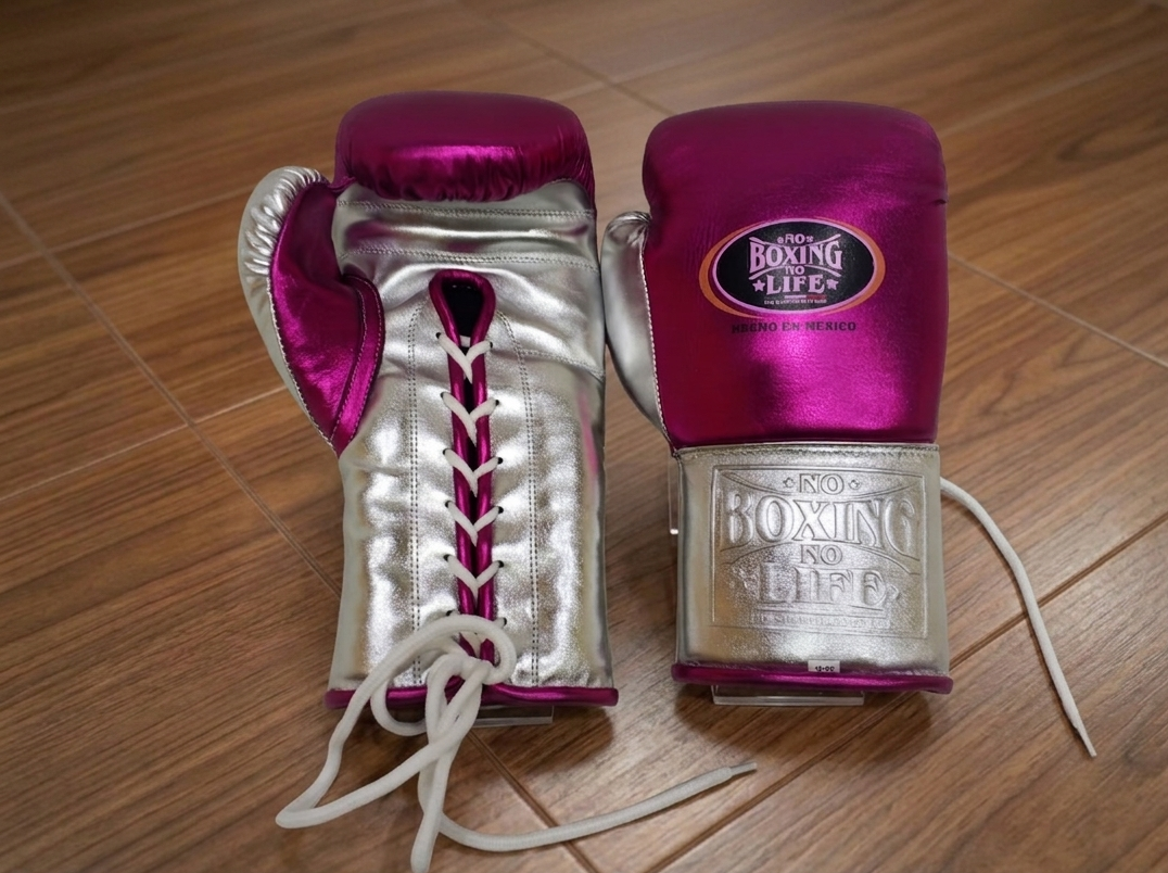 ชมพู - สีเงินเมทัลลิก